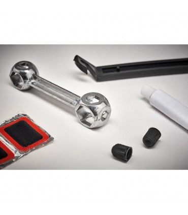 KIT DE REPARATION DE VELO - MO6204