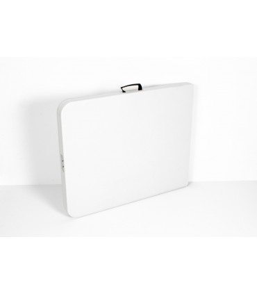 Table pliante avec nappe